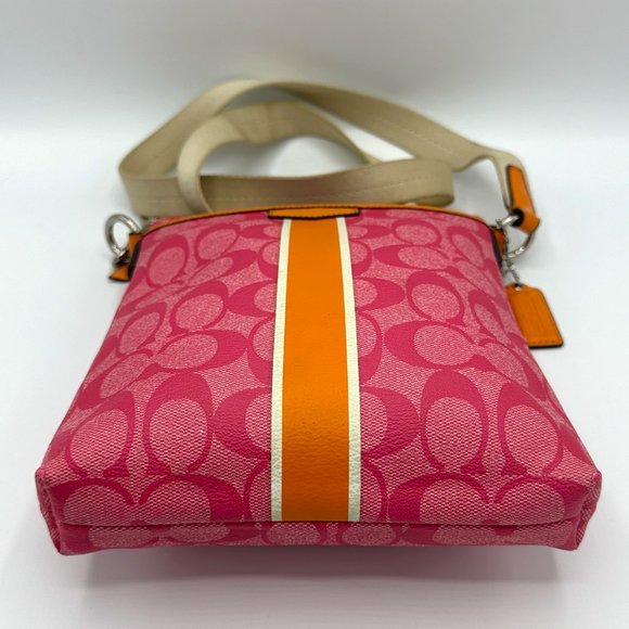 💰PRICE DROP💰 Coach Signature Swingpack Crossbody Pink/Orange Stripe with Charm - Picture 5 of 16